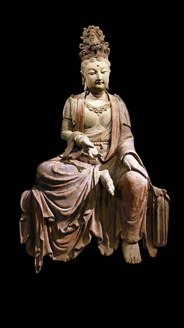 唐朝 香樟木雕彩繪觀世音菩薩坐像